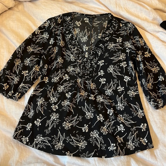 Banana Republic petite small Floral Blouse - Picture 1 of 4